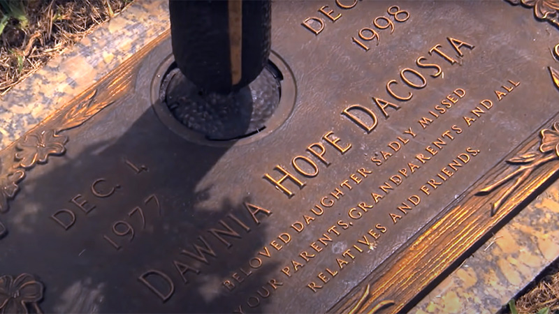 Dawnia Dacosta's grave site