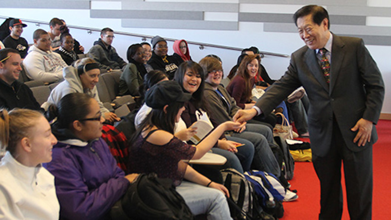 Dr. Henry Lee at University New Haven